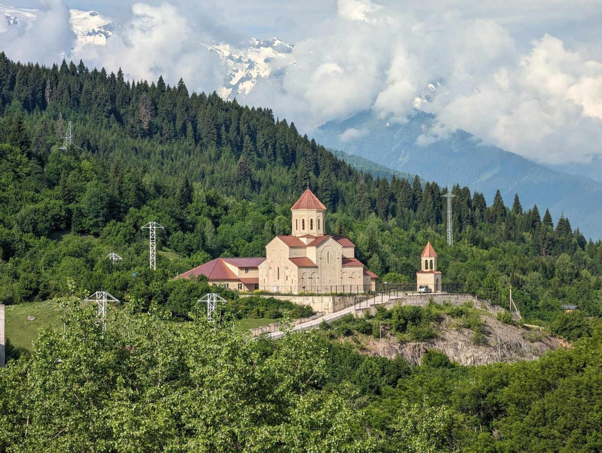 Mestiakhedi Екстериор снимка